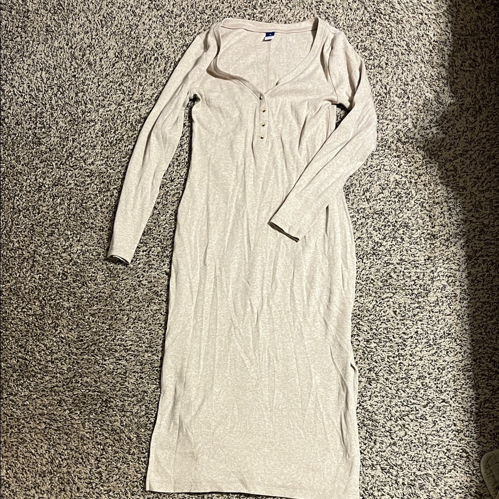 Old Navy Cream Long Sleeve Dress